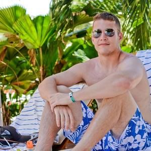 Meet your Posher, Oliver